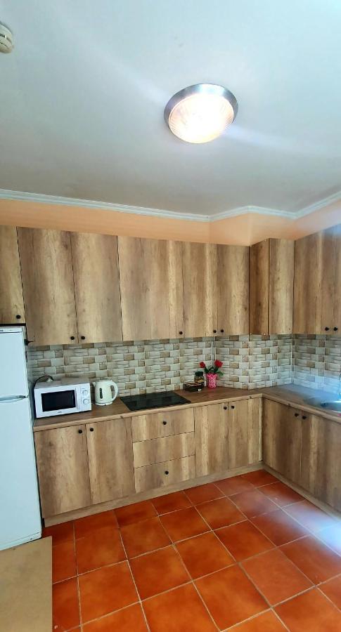 Koktobe Fm Hostel Almaty מראה חיצוני תמונה