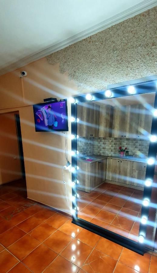 Koktobe Fm Hostel Almaty מראה חיצוני תמונה