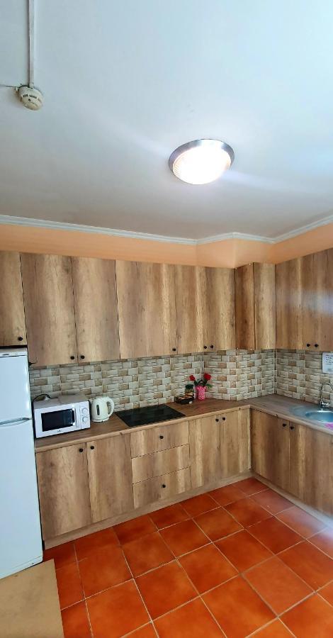 Koktobe Fm Hostel Almaty מראה חיצוני תמונה