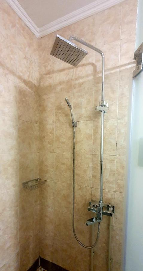 Koktobe Fm Hostel Almaty מראה חיצוני תמונה