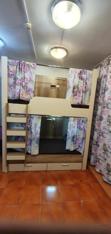 Koktobe Fm Hostel Almaty מראה חיצוני תמונה